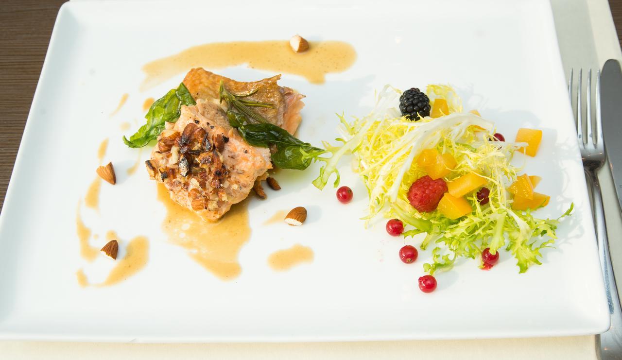 Hotel Restaurant La Piazza Valkenburg aan de Geul Luaran gambar